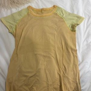 LULULEMON two tones swiftly tech